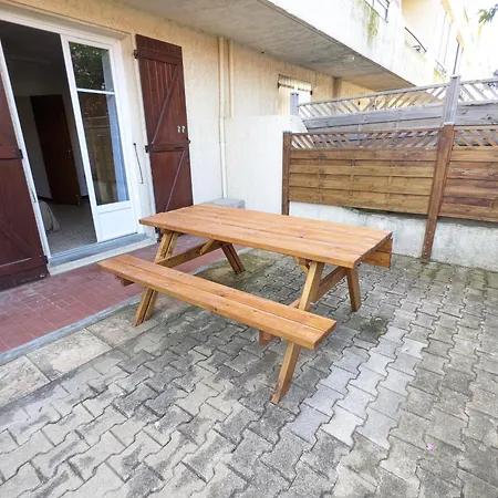 Confortable T2 Renove, Plain-pied, Cour Privative + Balcon, Parking, Proche - Fr-1-797-20 Apartment Port-la-Nouvelle